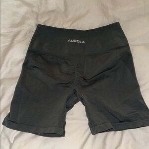 Aurola intensify workout shorts